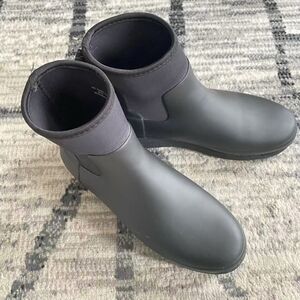 Brand New Condition HUNTER Rain Boots